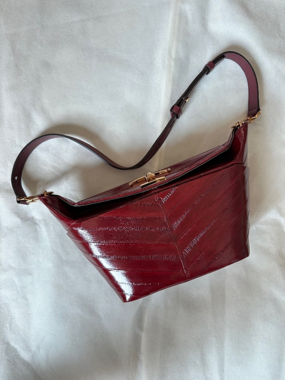 **RARE** Tod’s T-Box Mini Bag in Burgundy Eelskin NWOT
